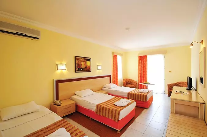 هتل پالم گاردن گومبت بدروم